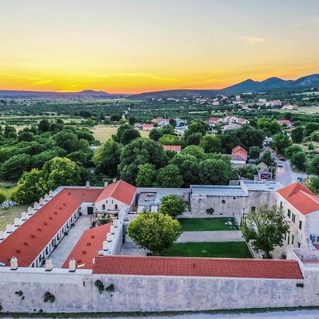 Heritage Hotel Maskovica Han ปาโกชตาเน ภายนอก รูปภาพ
