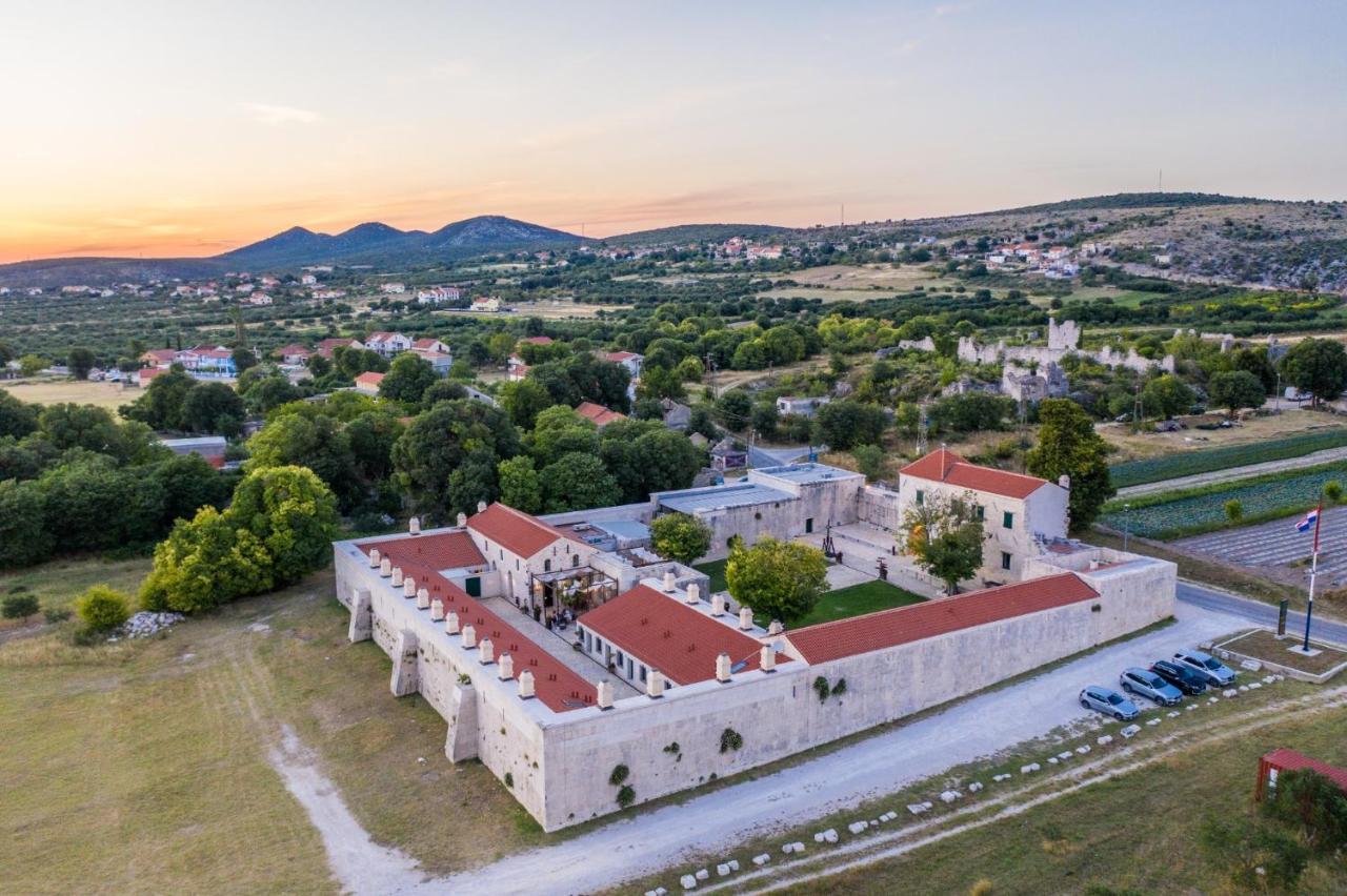 Heritage Hotel Maskovica Han ปาโกชตาเน ภายนอก รูปภาพ