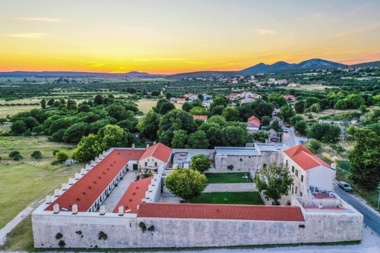 Heritage Hotel Maskovica Han ปาโกชตาเน ภายนอก รูปภาพ